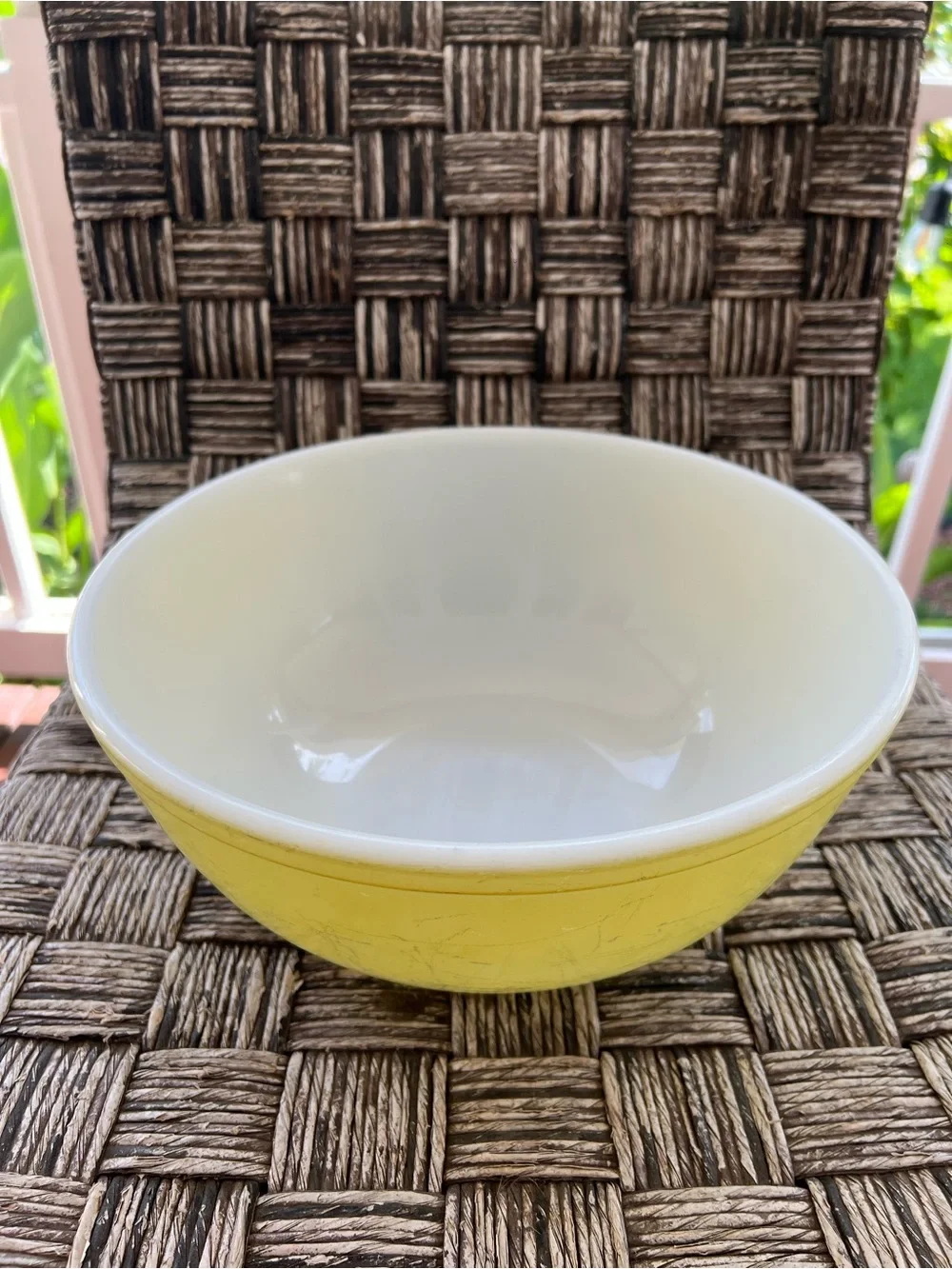 Vintage 4 Quart Pyrex Yellow Mixing Bowl